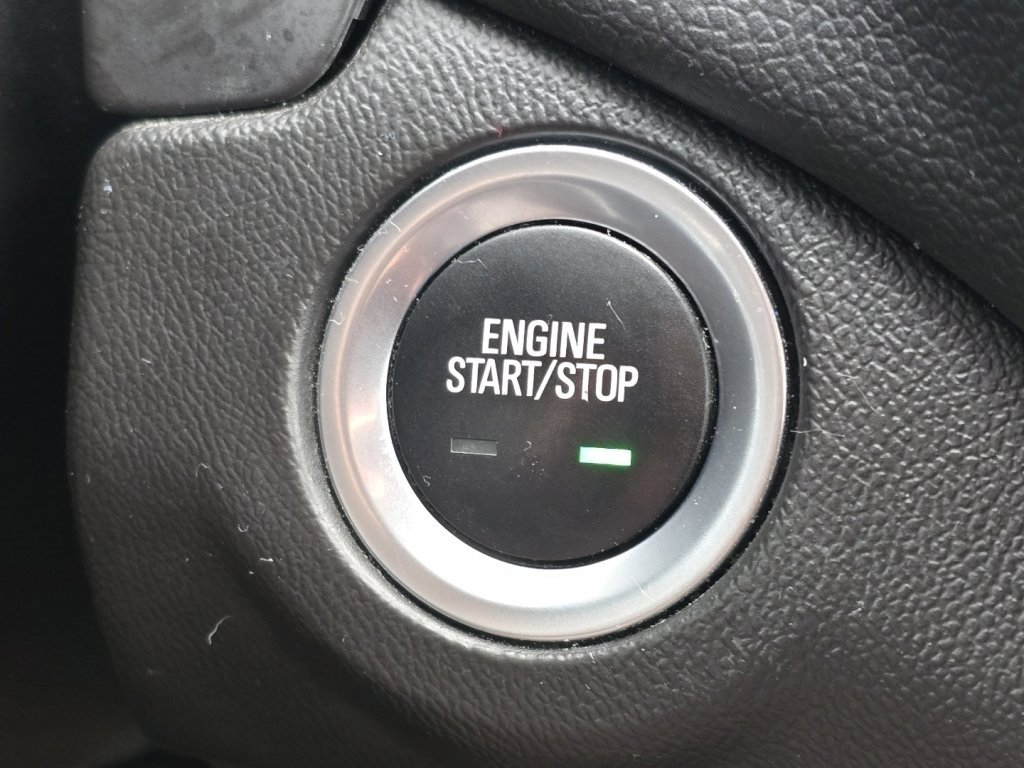 Used 2023 Chevrolet Equinox LT image 28