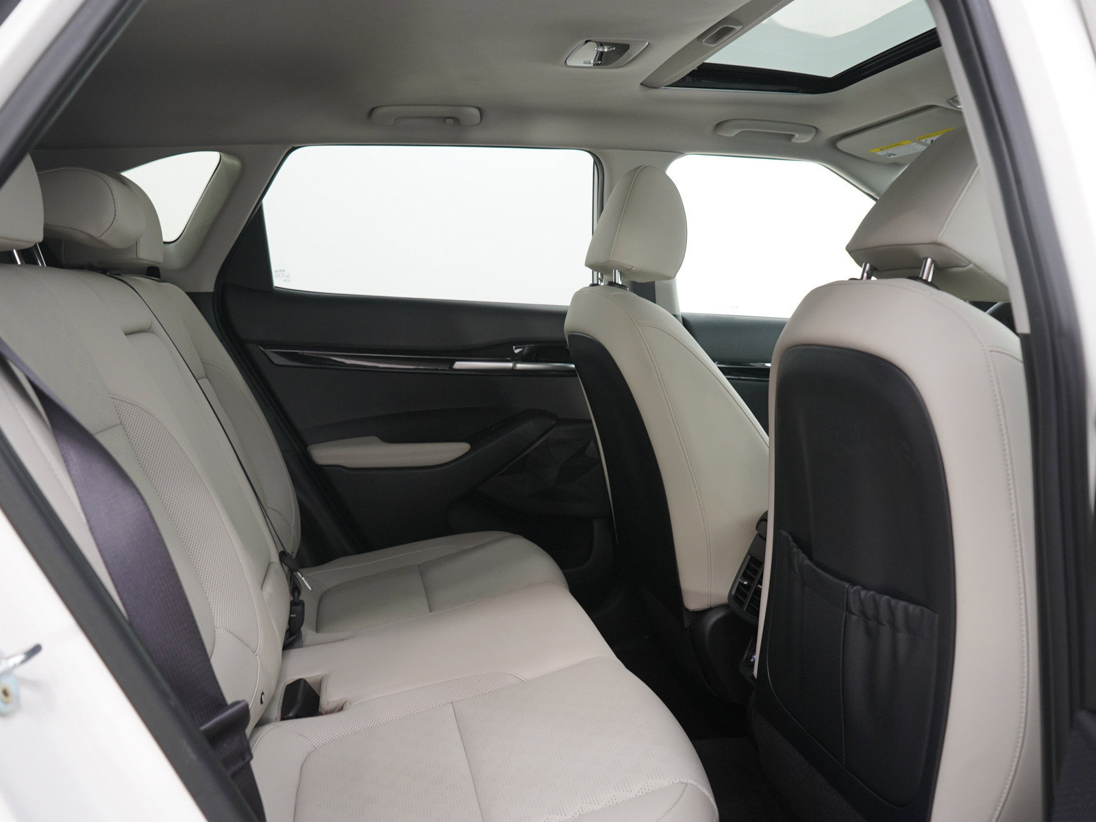 Used 2021 Kia Seltos EX AWD/4WD image 13