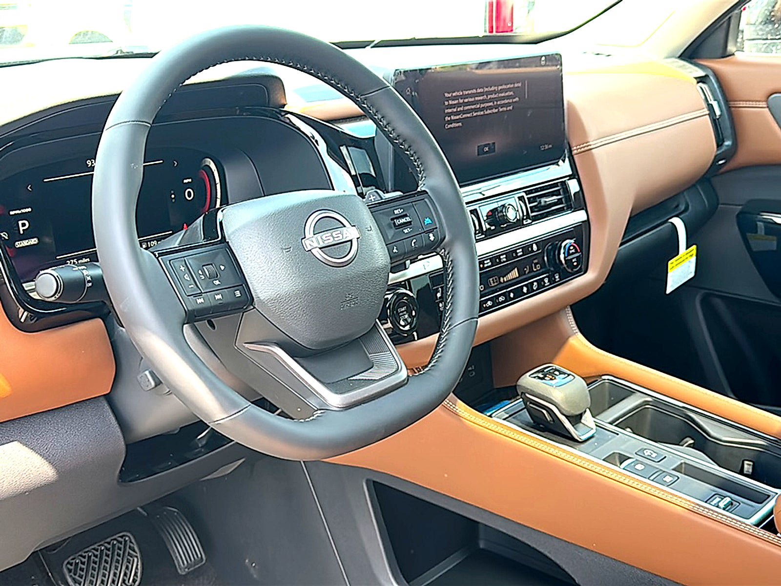 New 2026 Nissan Pathfinder Platinum FWD image 9