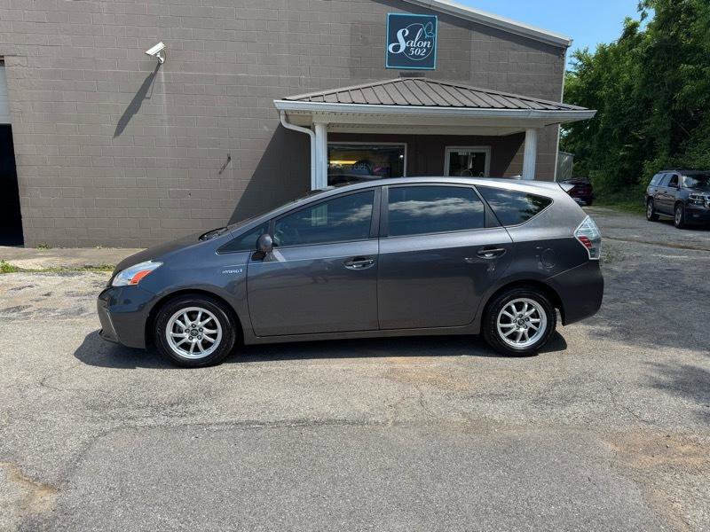 Used 2014 Toyota Prius V Three FWD image 8