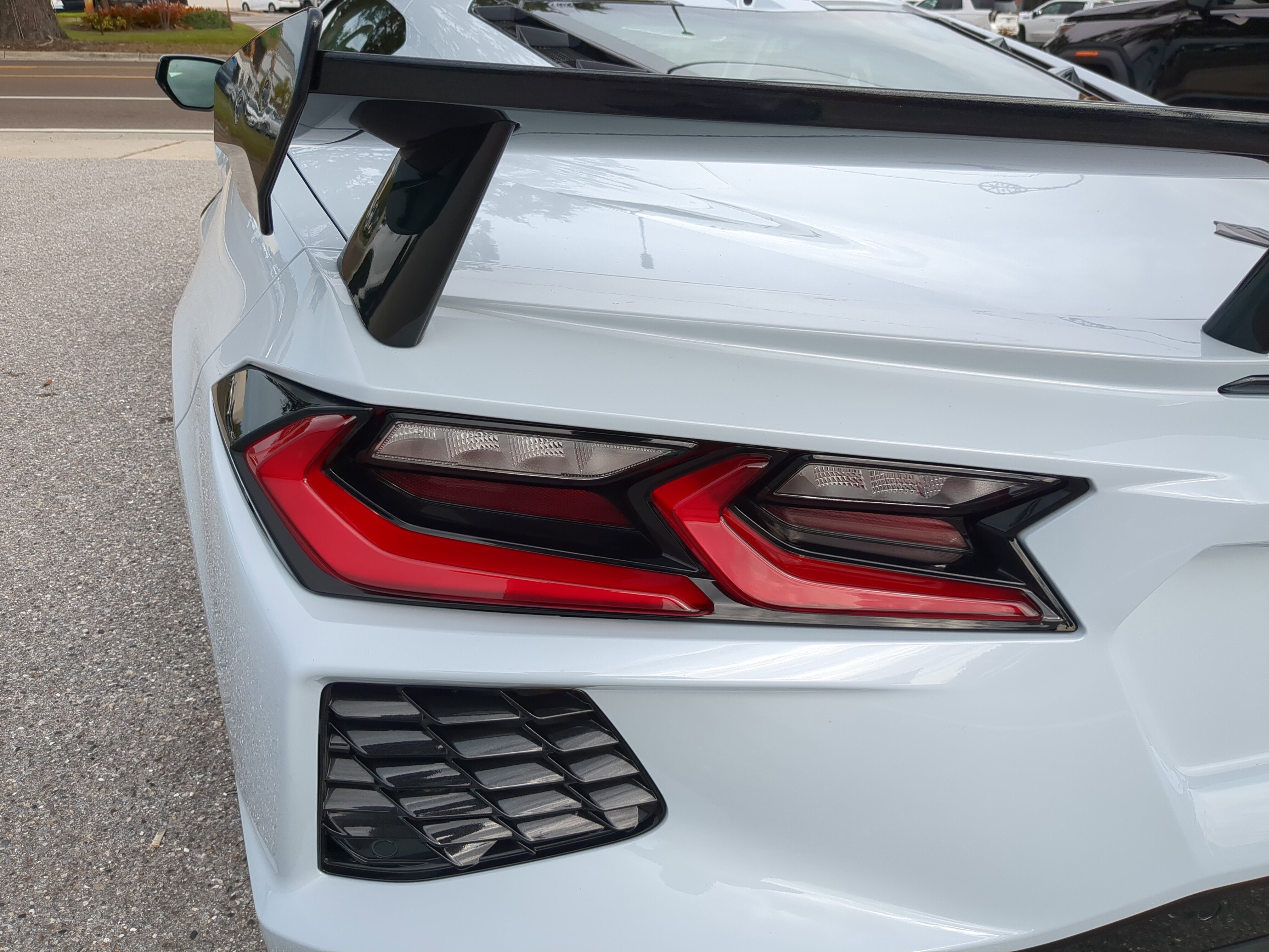 Certified 2021 Chevrolet Corvette Stingray Premium Cpe w/ Engine Appearance Package image 11