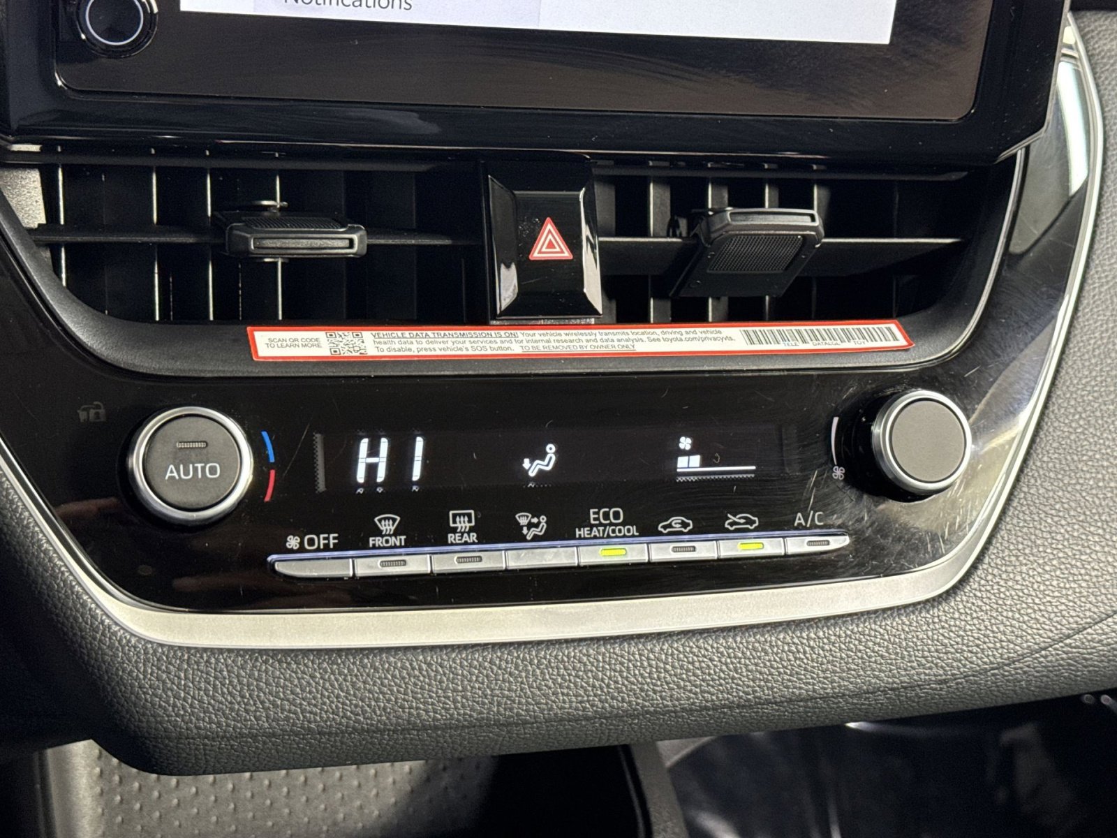 Used 2025 Toyota Corolla LE image 25