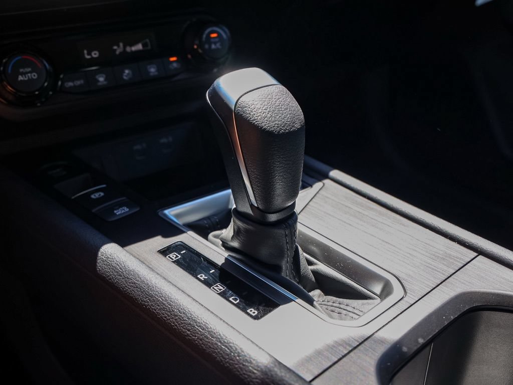 New 2026 Nissan Kicks SV FWD image 31