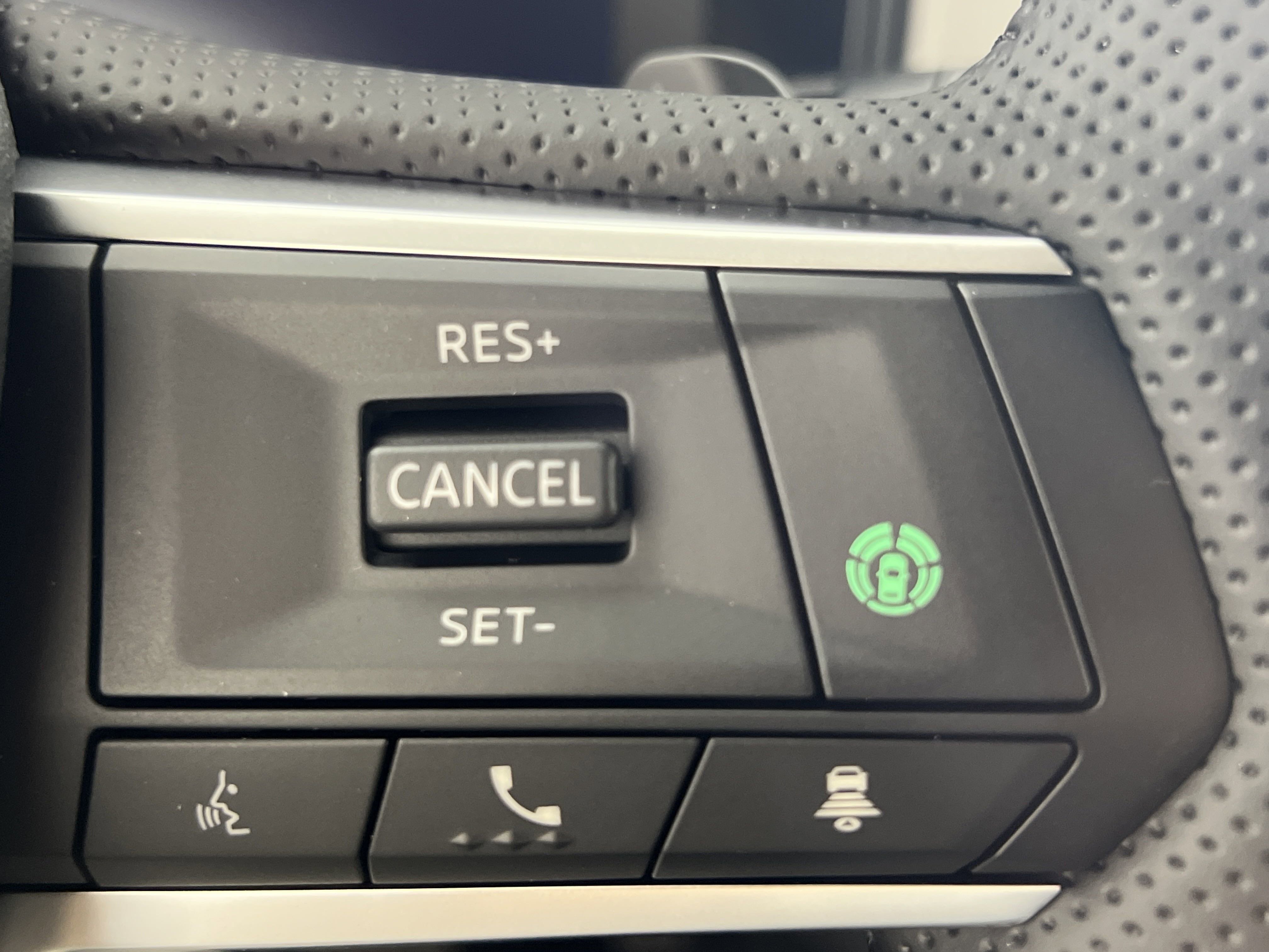New 2025 Mitsubishi Outlander SE image 19