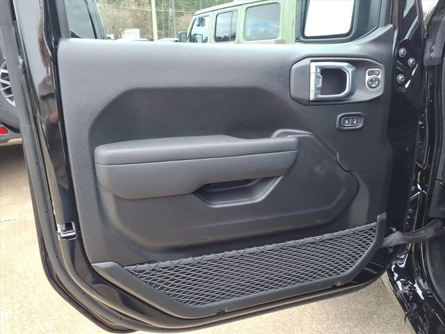 New 2026 Jeep Gladiator Sport image 18