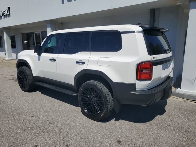 Used 2025 Toyota Land Cruiser 1958 image 2