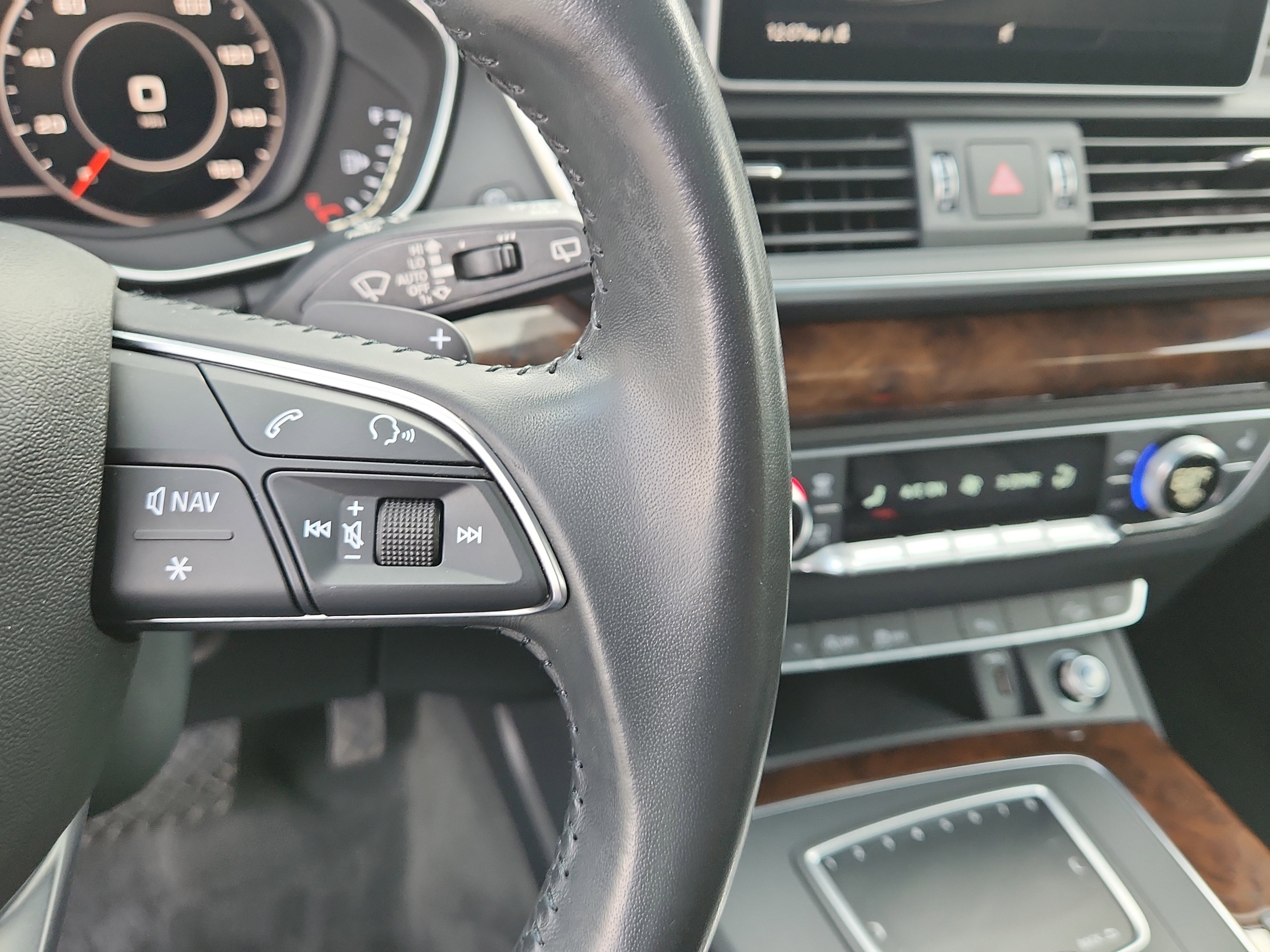 Used 2018 Audi Q5 2.0T Premium Plus w/ Premium Plus Package image 22