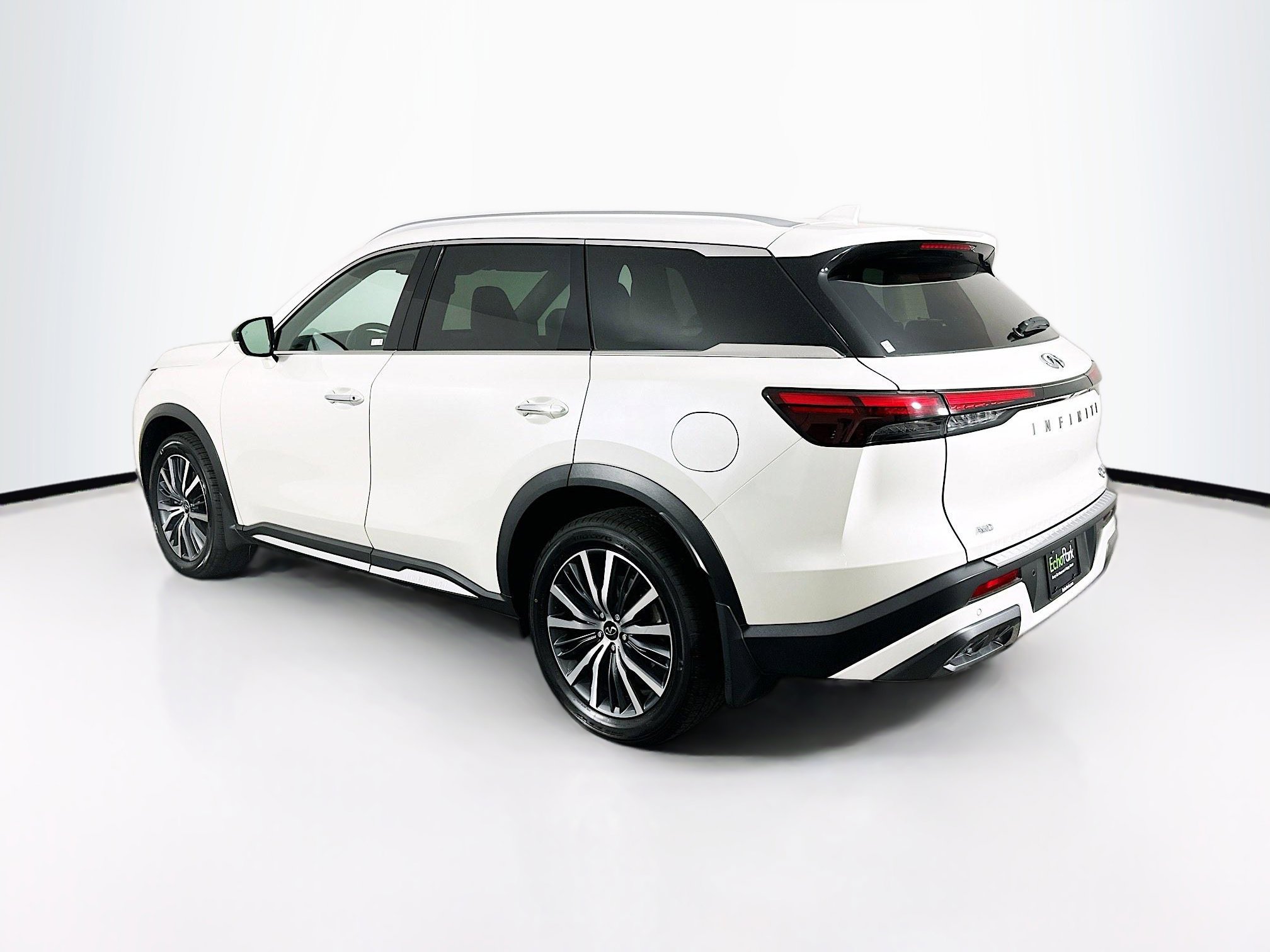 Used 2023 INFINITI QX60 Sensory w/ Vision Package image 5