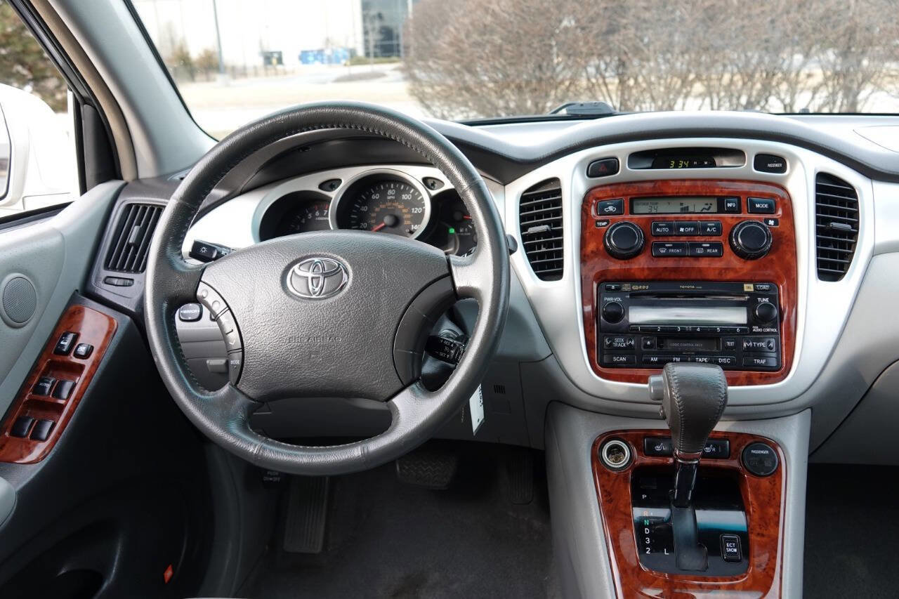 Used 2005 Toyota Highlander Limited AWD/4WD image 63