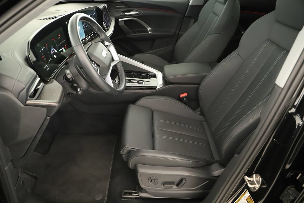 Certified 2025 Audi Q5 Prestige AWD/4WD image 25