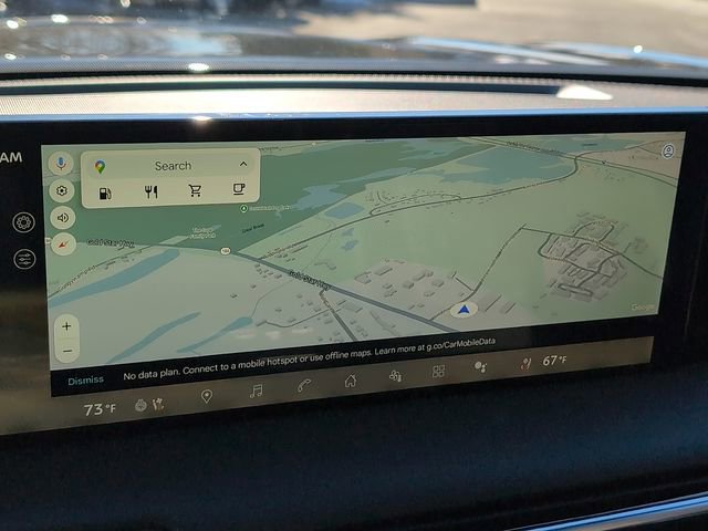 Used 2025 Nissan Armada Platinum Reserve image 18