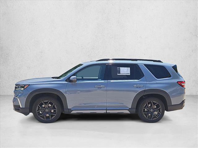 Used 2025 Honda Pilot Touring image 9