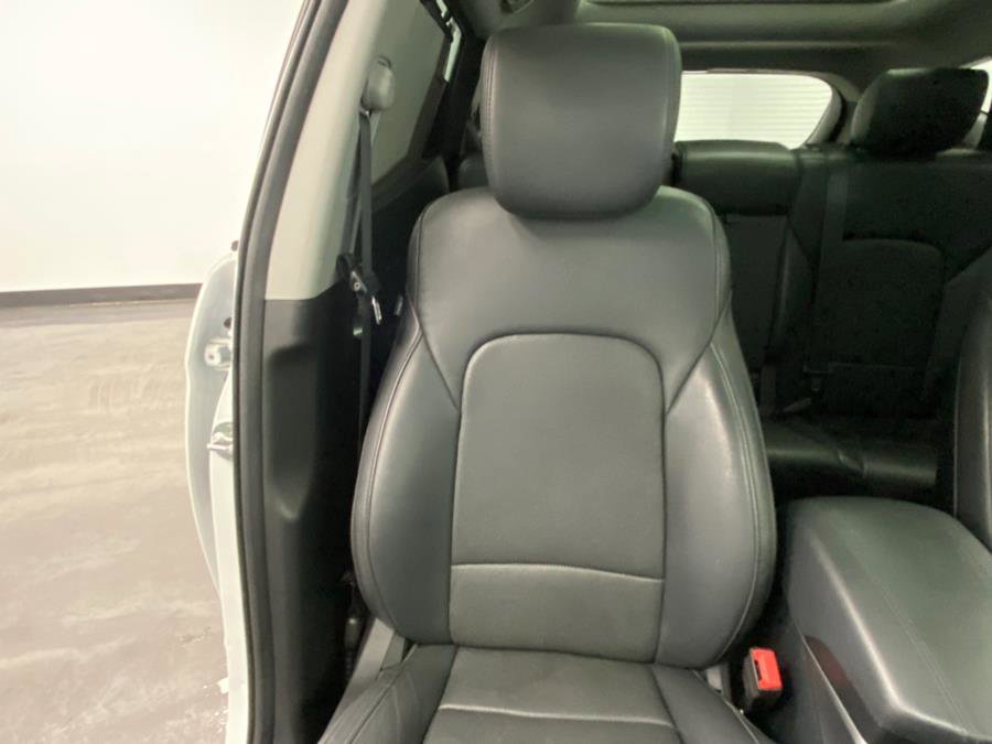 Used 2017 Hyundai Santa Fe Sport w/ 2.0T Ultimate Tech Package 05 AWD/4WD image 25