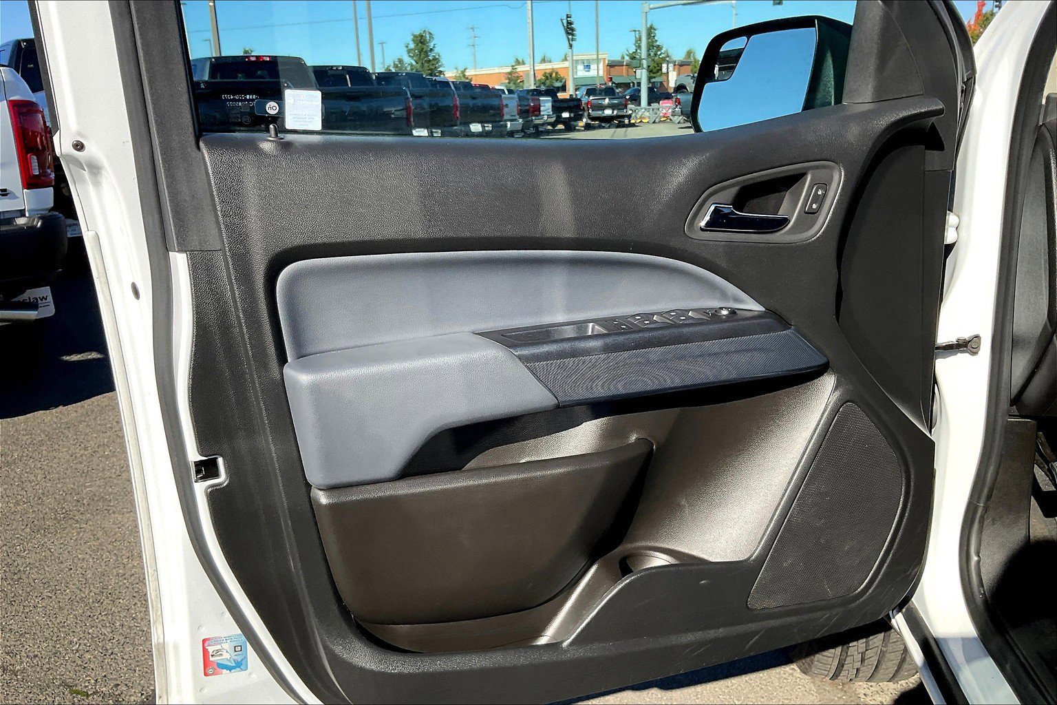 Used 2022 Chevrolet Colorado Z71 image 22