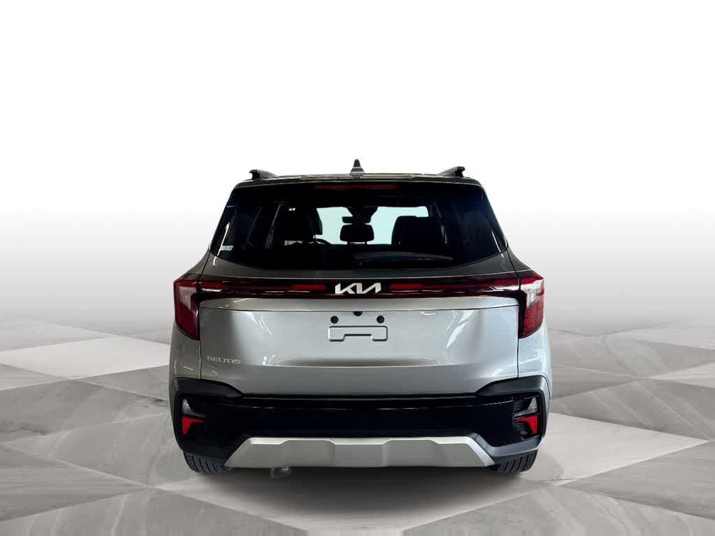 Used 2024 Kia Seltos S FWD image 7