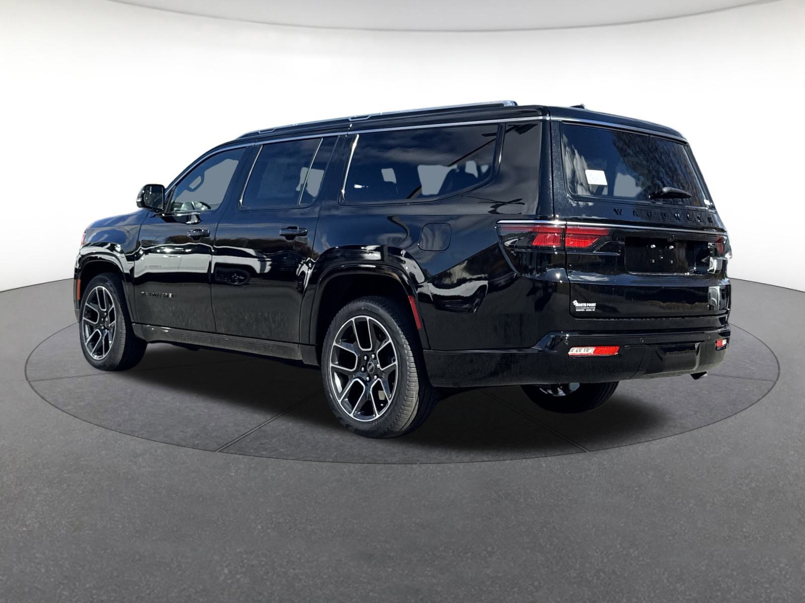 New 2025 Jeep Wagoneer L Series III image 3