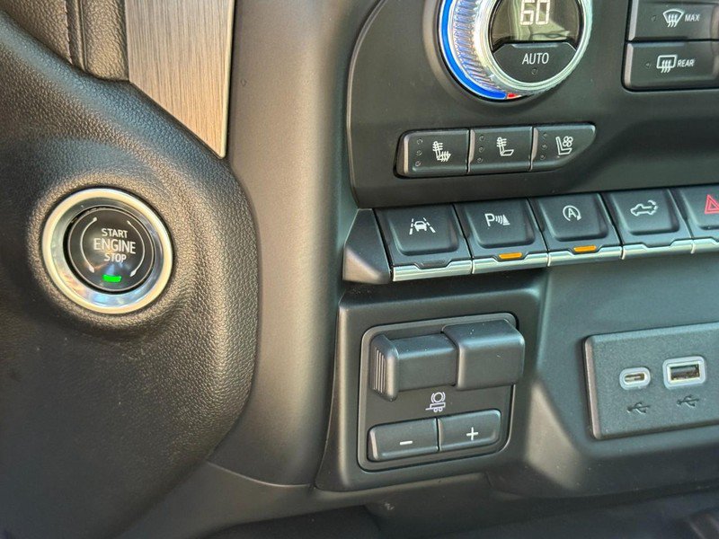 Used 2019 GMC Sierra 1500 Denali w/ Denali Ultimate Package AWD/4WD image 20