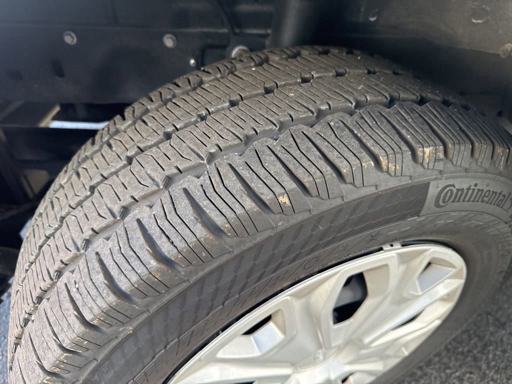 Used 2024 Ford Transit 250 Low Roof w/ Exterior Upgrade Package image 28