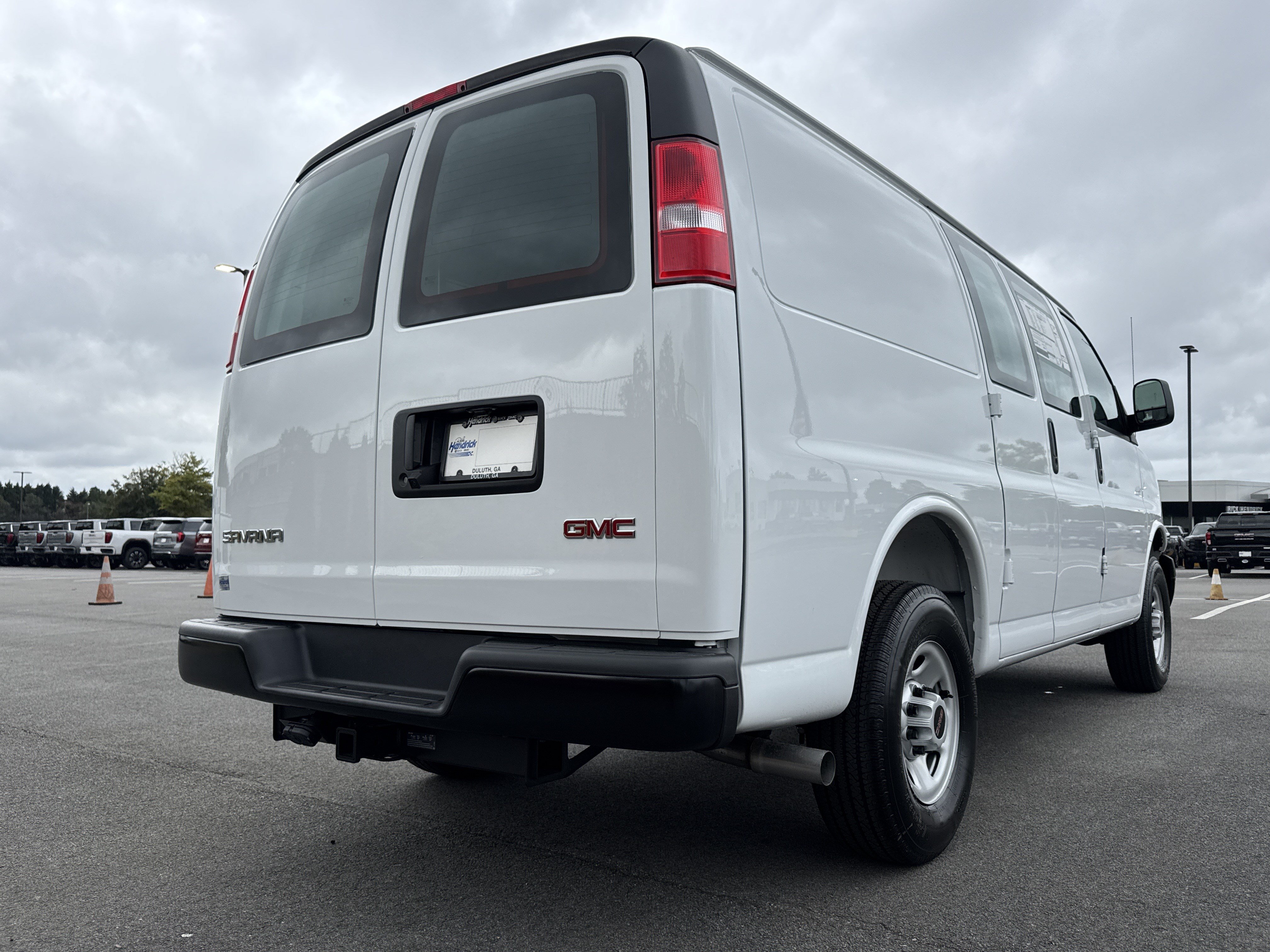New 2025 GMC Savana 2500 w/ Driver Convenience Package RWD image 10