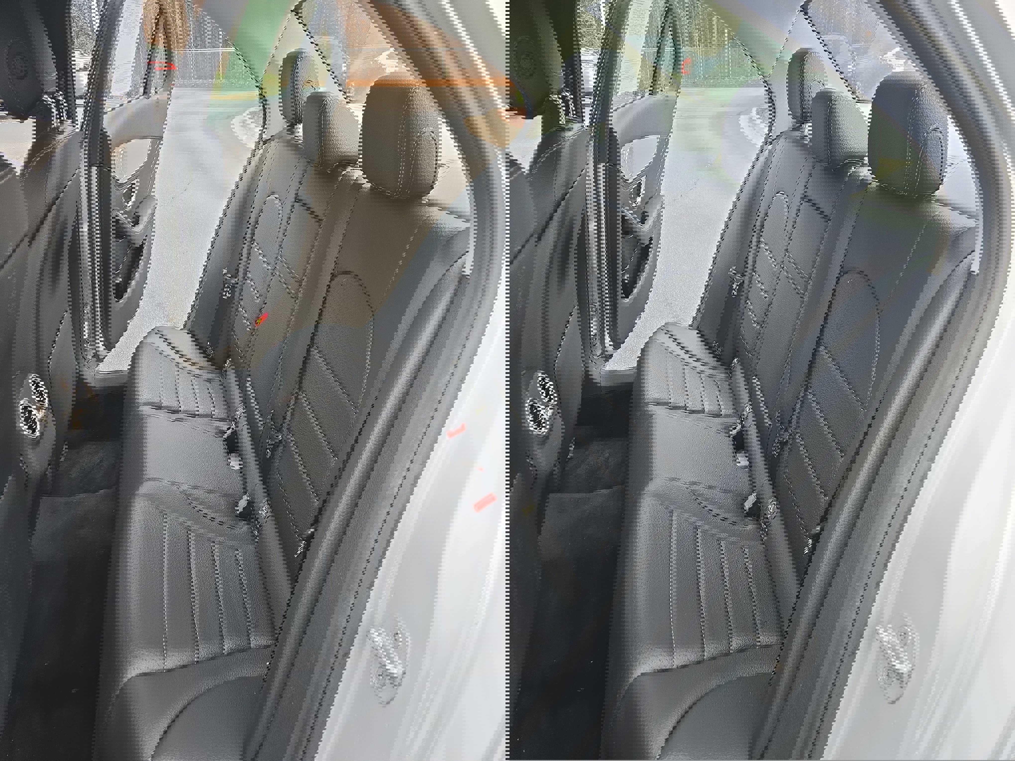 Used 2015 Mercedes-Benz C 300 4MATIC Sedan image 13