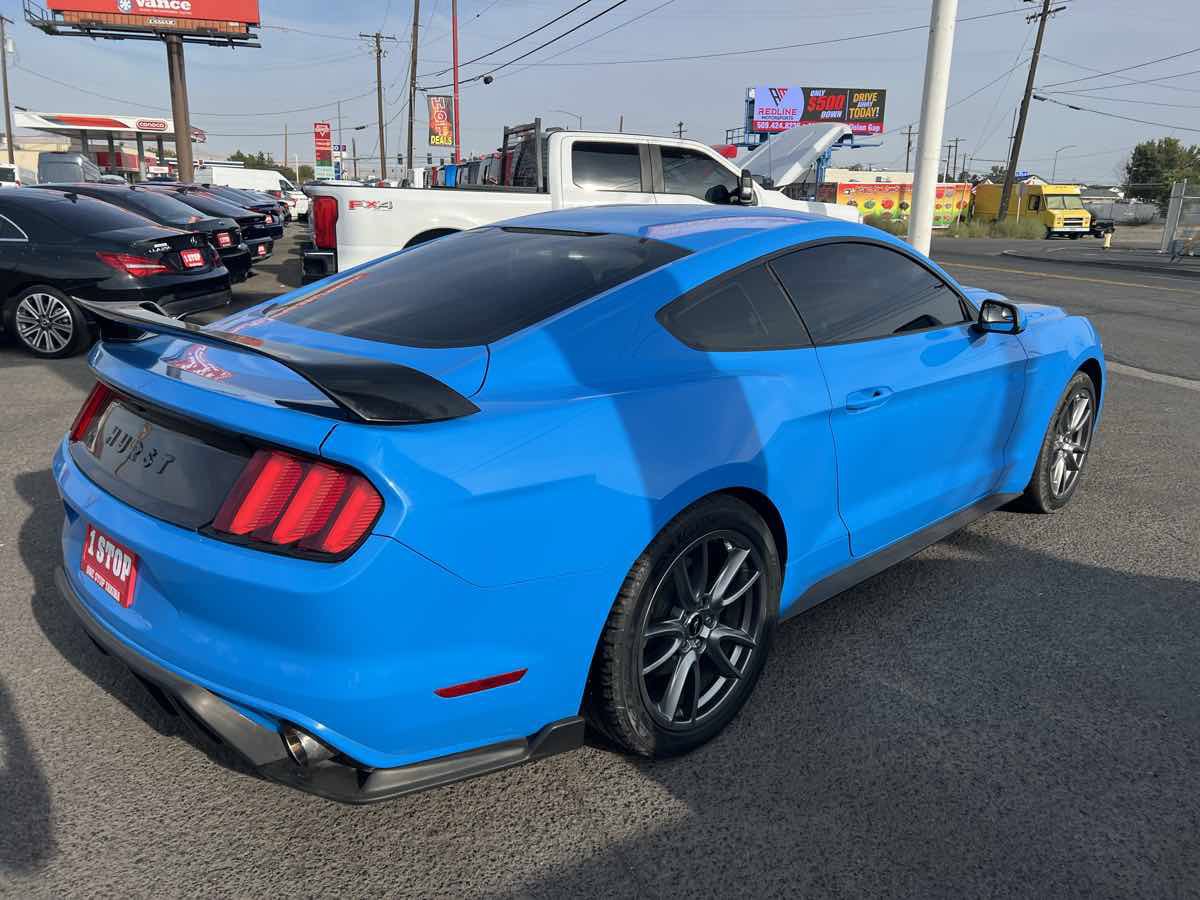 Used 2017 Ford Mustang Coupe RWD image 5