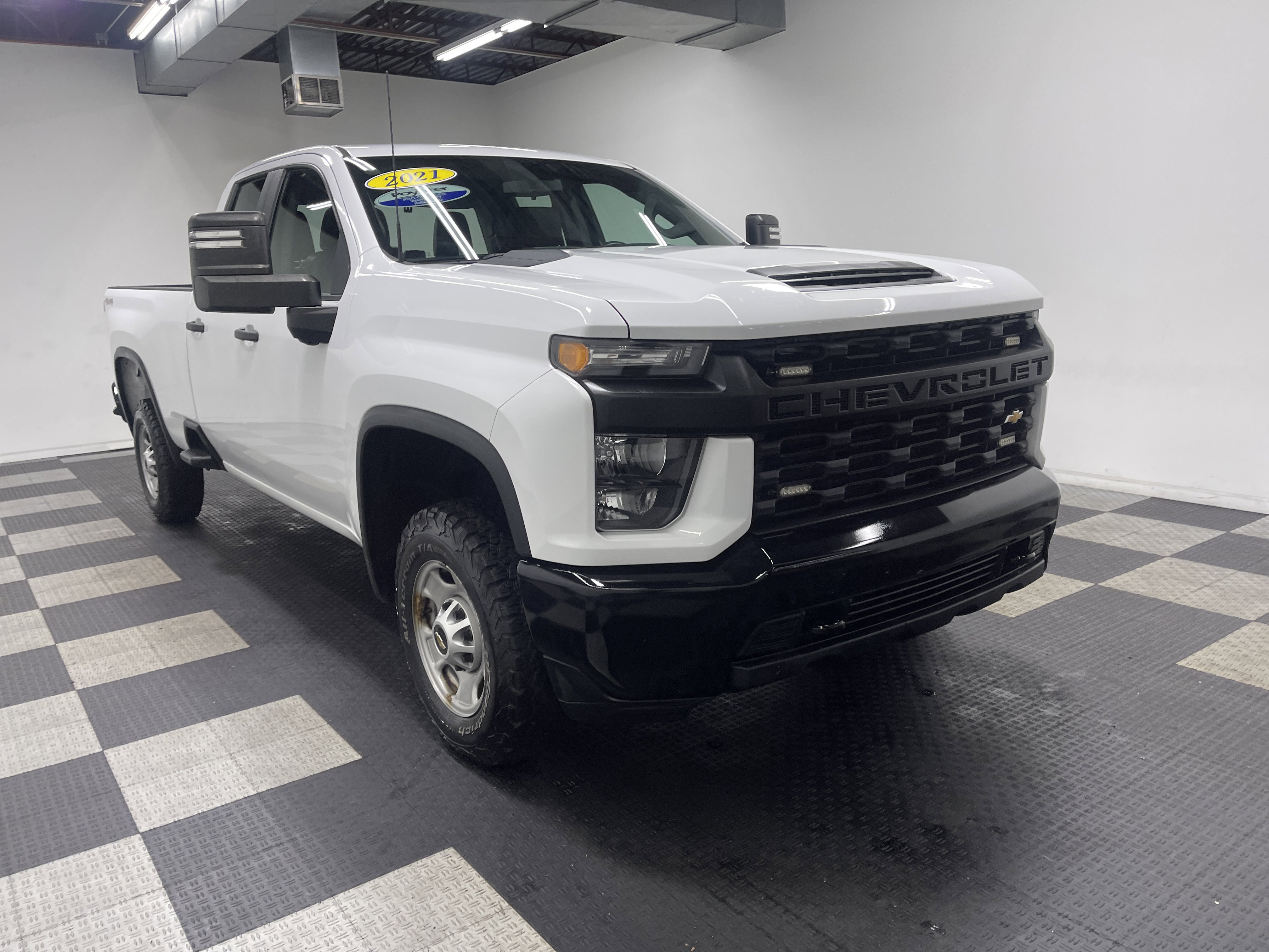 Used 2021 Chevrolet Silverado 2500 W/T w/ WT Fleet Convenience Package image 6