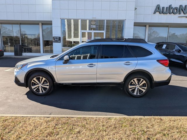 Used 2018 Subaru Outback 3.6R Limited image 9