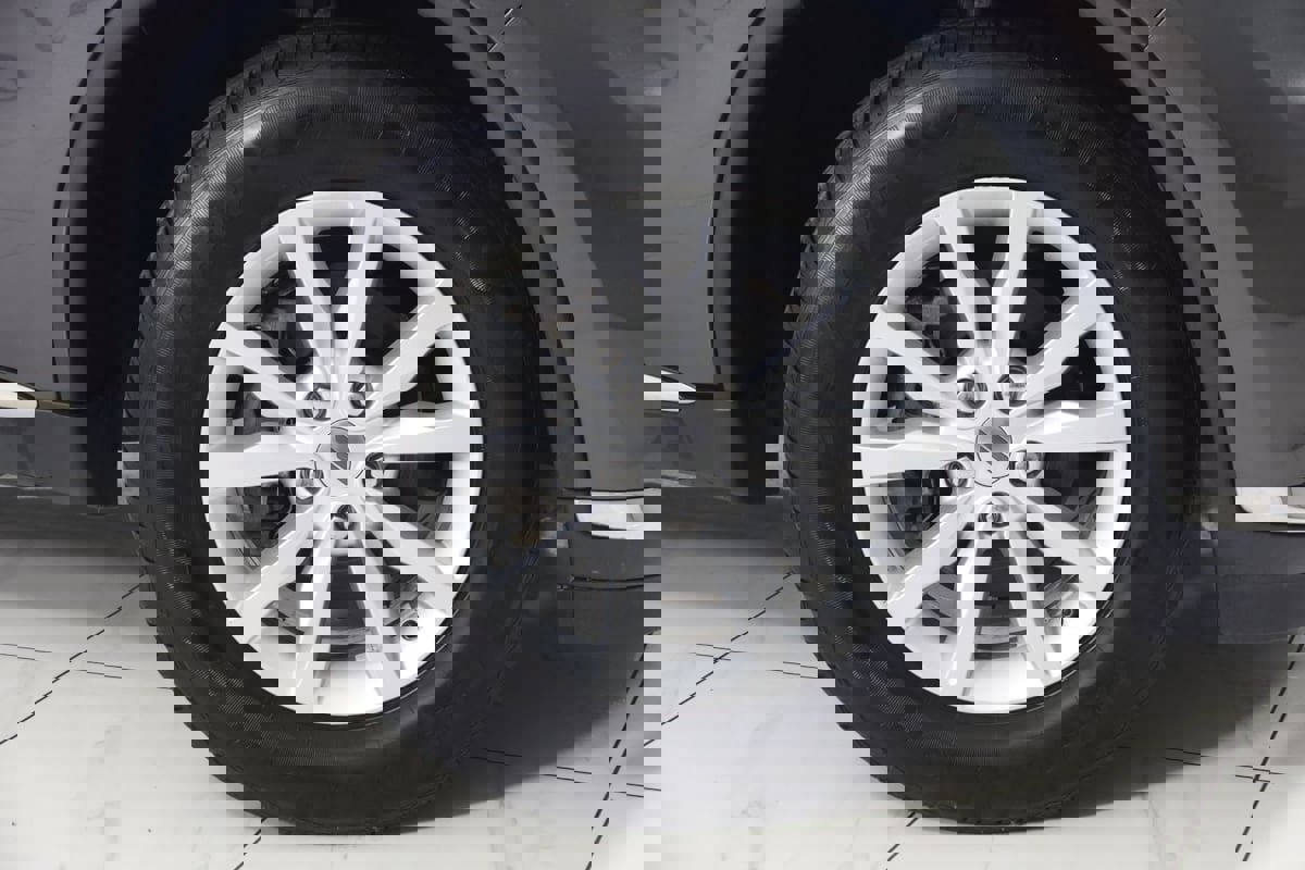 Used 2019 Dodge Durango SXT image 14