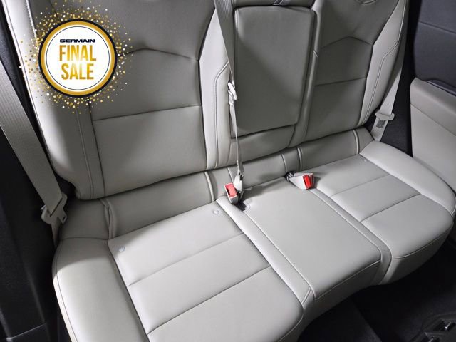 Used 2019 Cadillac XT4 Luxury w/ Cold Weather Package image 18