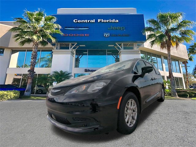 New 2026 Chrysler Voyager LX image 9