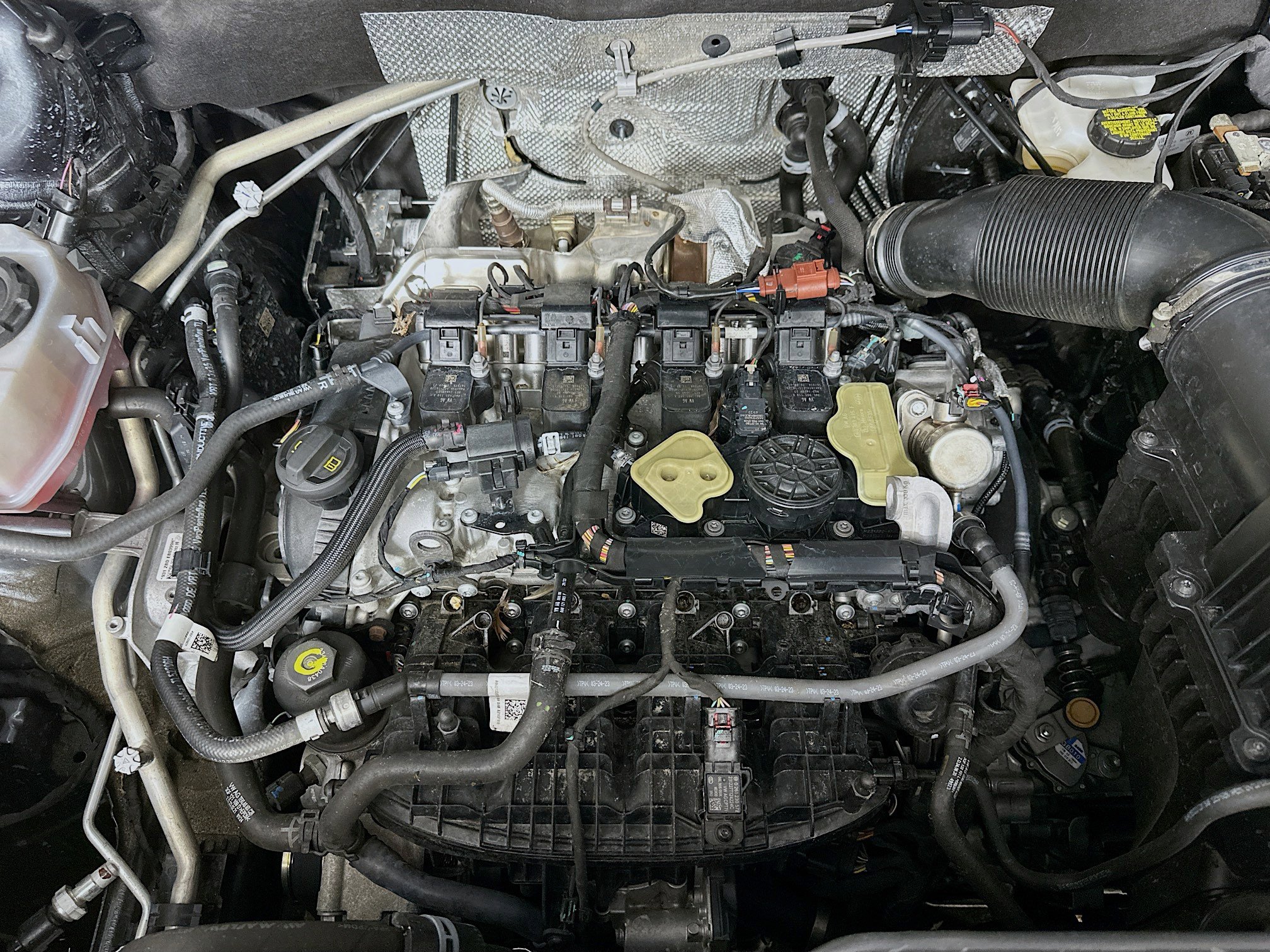 Used 2024 Volkswagen Atlas Cross Sport SE image 34