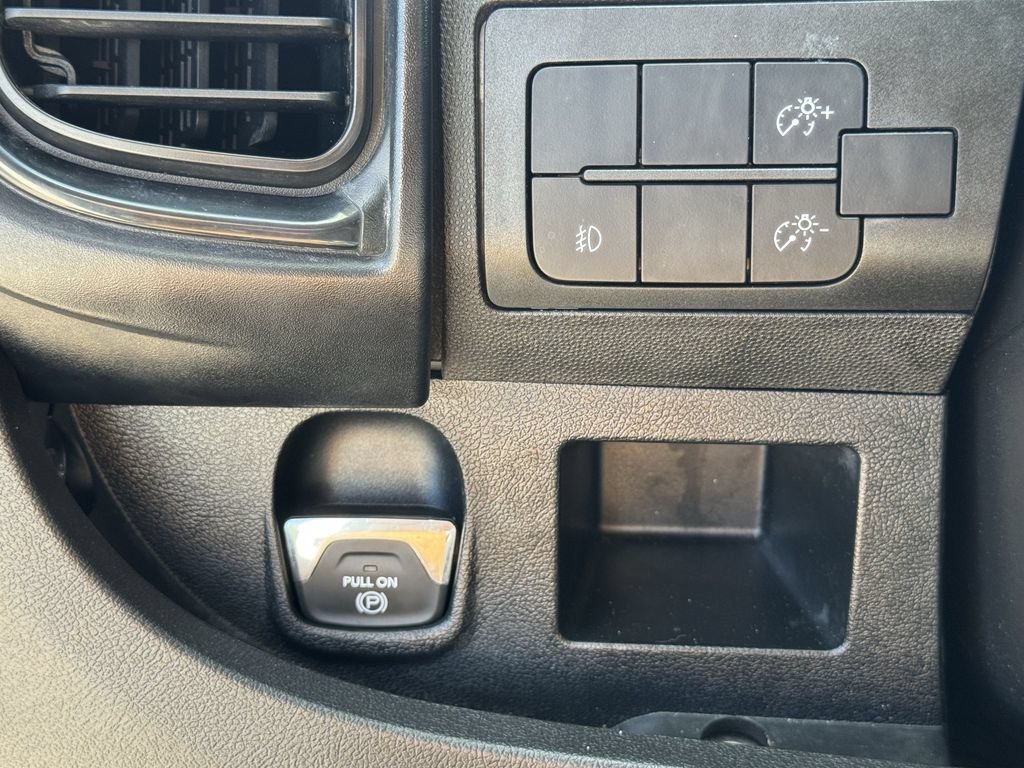 Used 2025 RAM ProMaster 2500 w/ Convenience Group FWD image 20