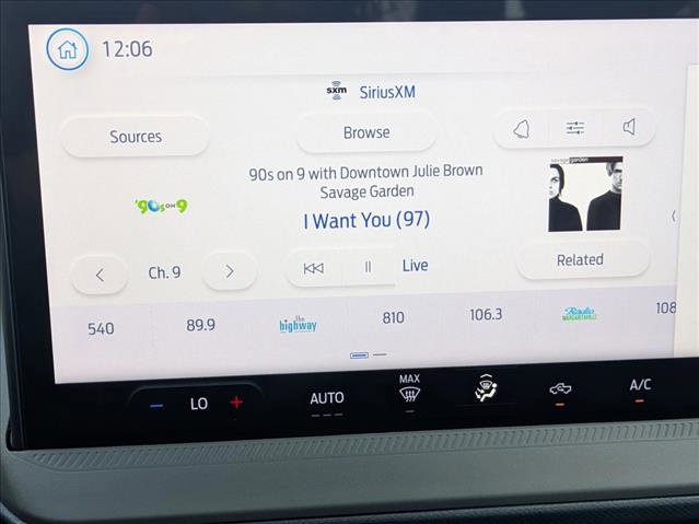 New 2025 Ford Maverick Lobo image 14