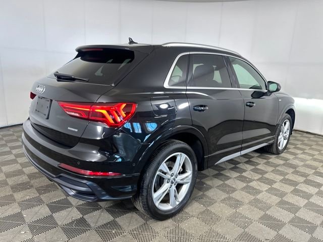 Used 2020 Audi Q3 2.0T Prestige w/ Prestige Package image 3