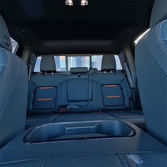 Used 2024 GMC Sierra 2500 AT4 w/ AT4 Premium Plus Package image 26