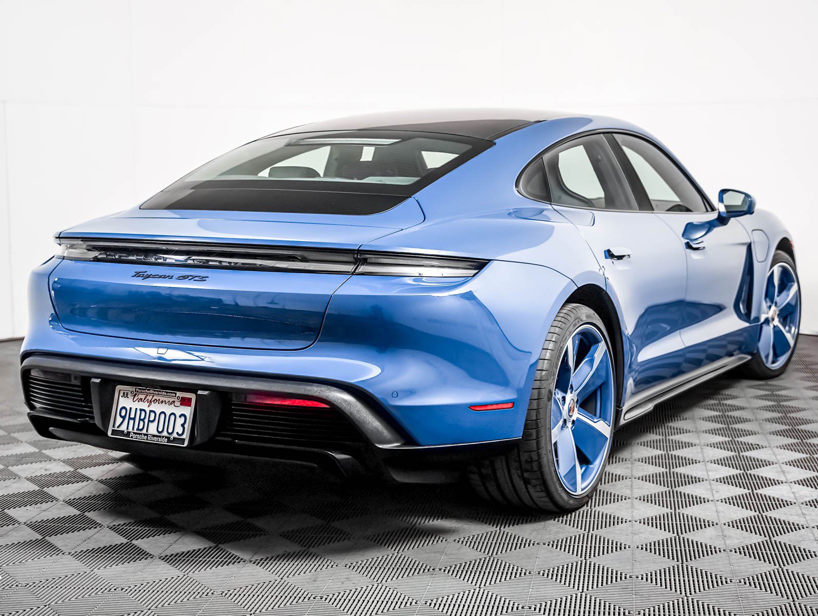 Certified 2023 Porsche Taycan GTS AWD/4WD image 10