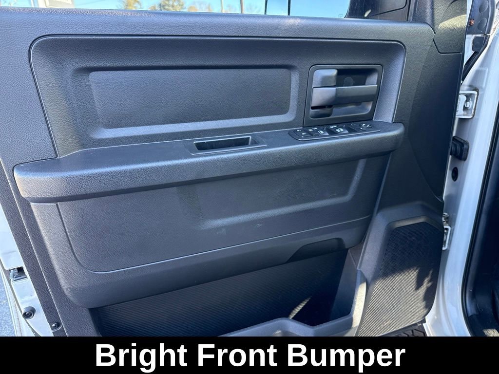 Used 2014 RAM 2500 Tradesman w/ Chrome Appearance Group image 14