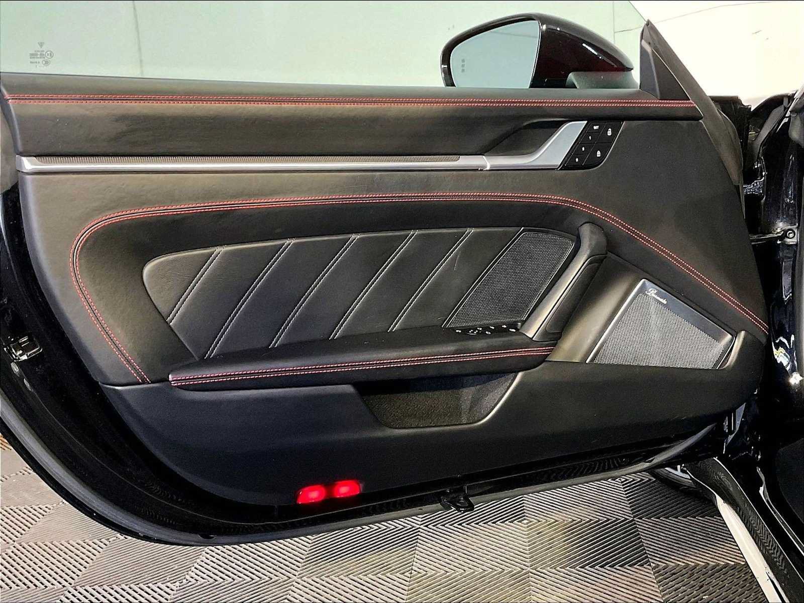 Certified 2022 Porsche 911 Turbo S AWD/4WD image 25