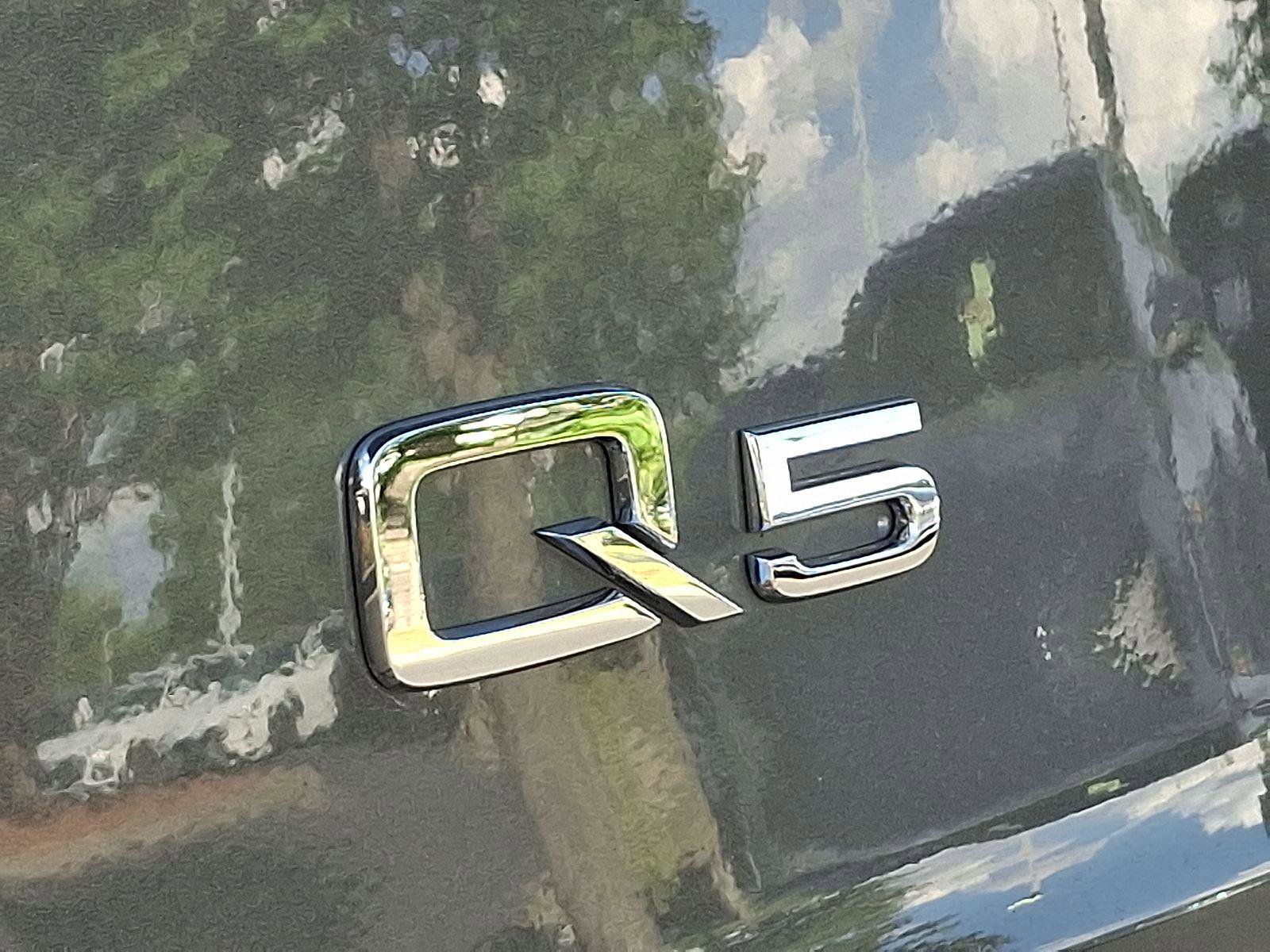 Certified 2025 Audi Q5 2.0T Premium image 32