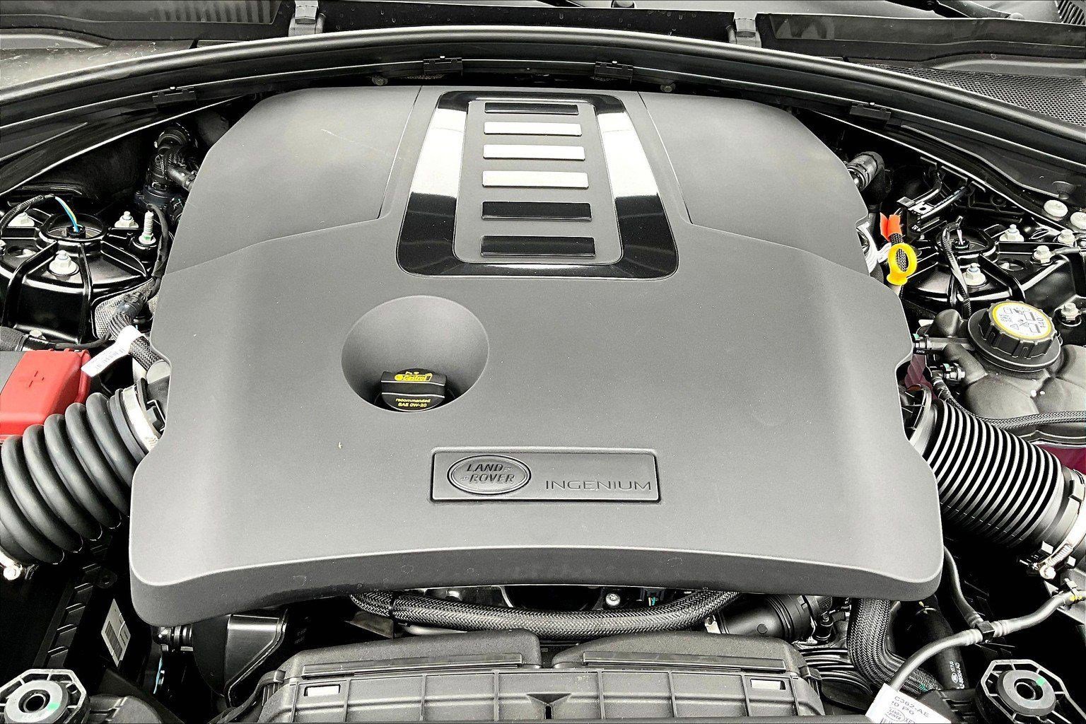 New 2026 Land Rover Range Rover Velar Dynamic SE image 13