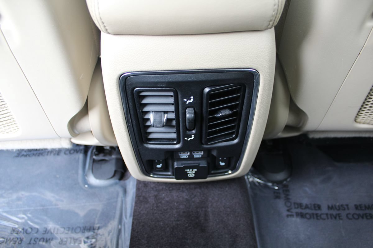 Used 2017 Dodge Durango Citadel w/ Premium Entertainment Group AWD/4WD image 25