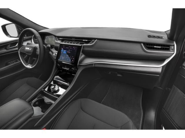 Used 2025 Jeep Grand Cherokee Laredo X AWD/4WD image 15