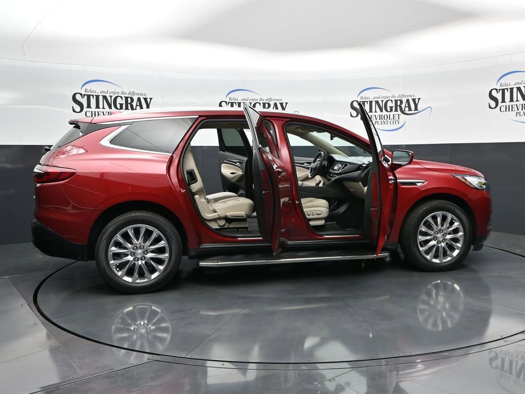 Used 2019 Buick Enclave Premium w/ Experience Buick Package image 27