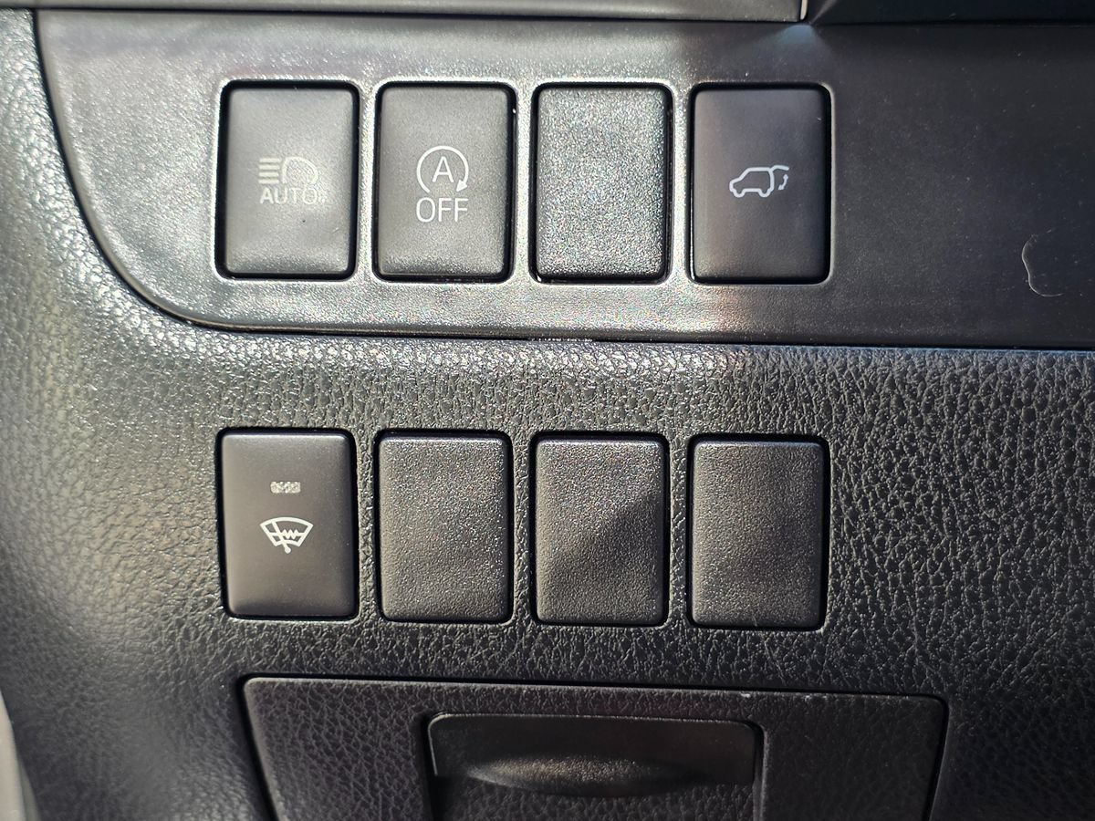 Used 2018 Toyota Highlander XLE FWD image 53