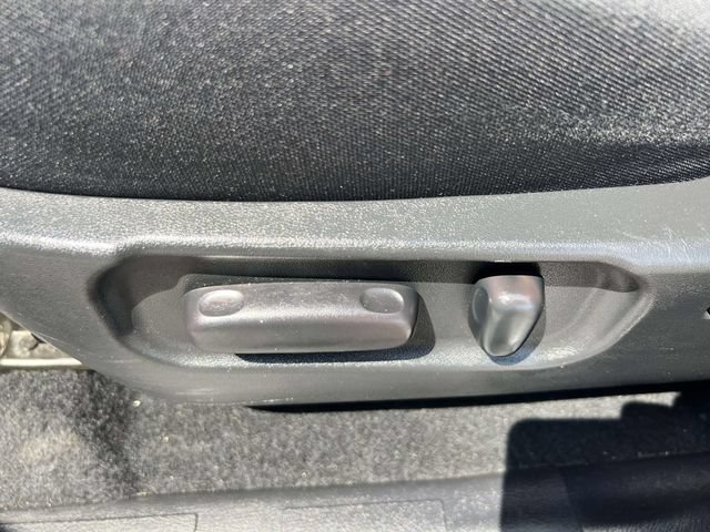 Used 2023 Toyota Tacoma TRD Off-Road AWD/4WD image 18