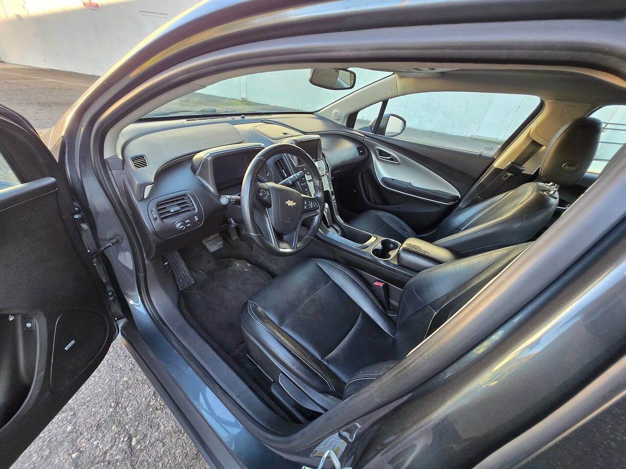 Used 2011 Chevrolet Volt Premium w/ Premium Trim Package image 21