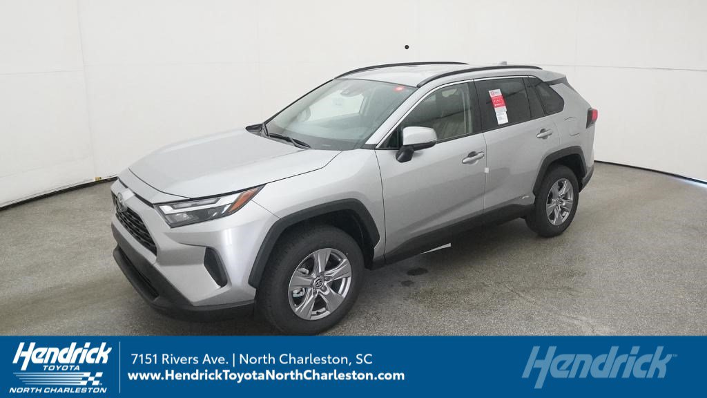 New 2025 Toyota RAV4 XLE AWD/4WD image 1