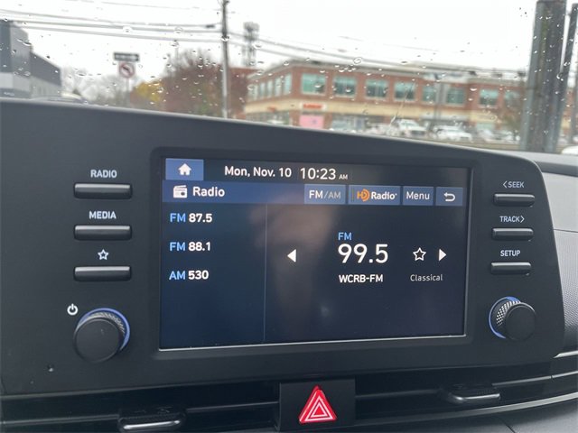 Used 2025 Hyundai Elantra Sport image 16