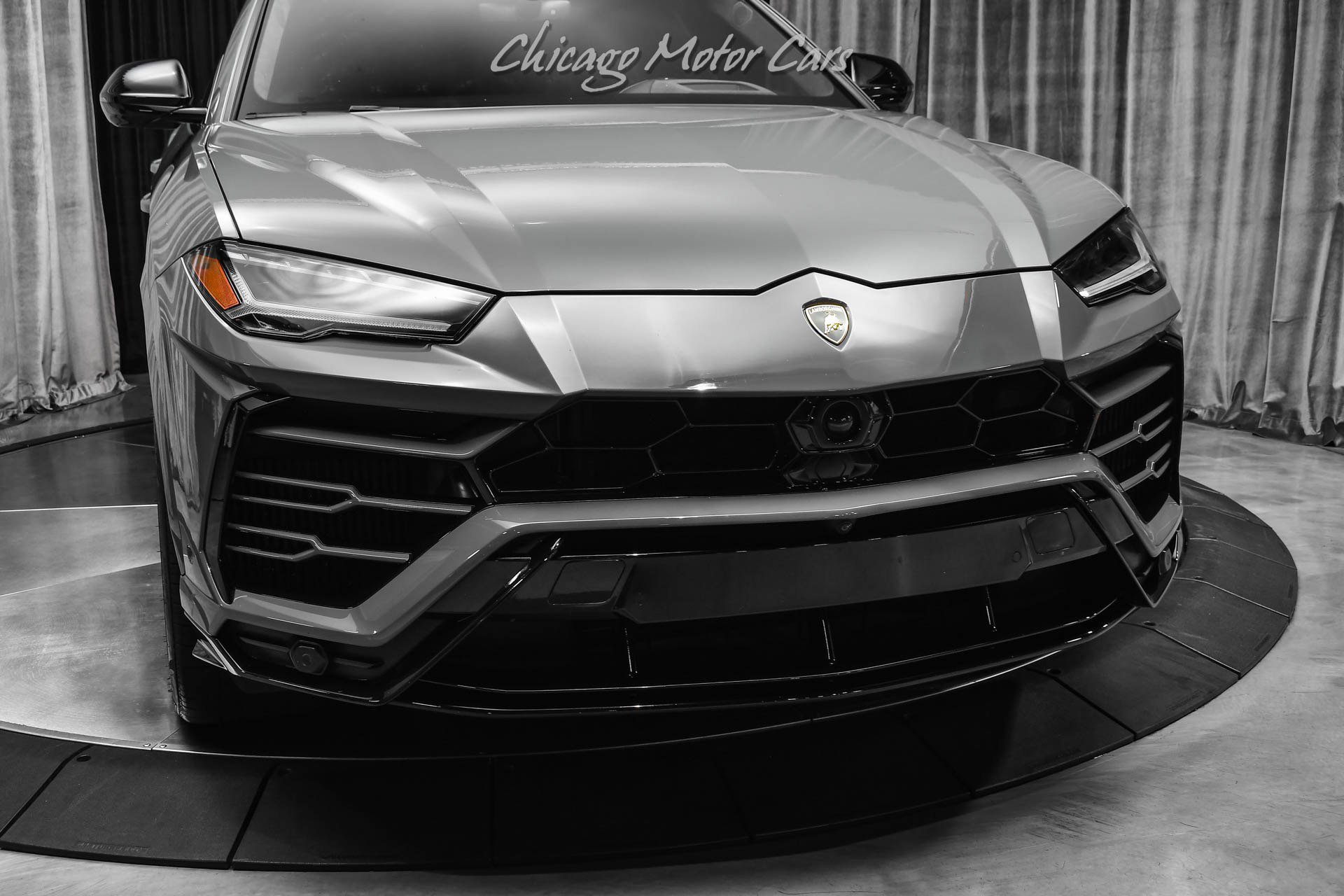 Used 2021 Lamborghini Urus AWD/4WD image 50