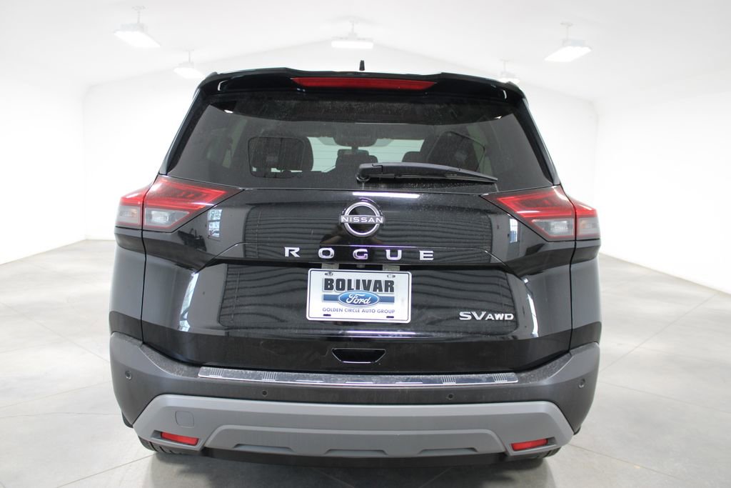 Used 2023 Nissan Rogue SV AWD/4WD image 8